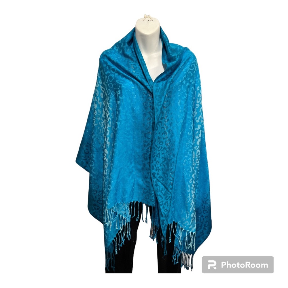 Pashmire Aqua blue scarf with print.